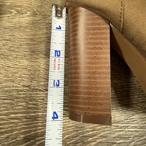 Charlotte Russe Boots Women's sz6 Tan 4" Heel Thigh High 24" Faux Suede Boho Y2K - Picture 9 of 10